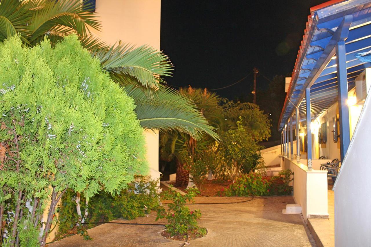 Theofilos Appartements Livádi Kithíron Kültér fotó