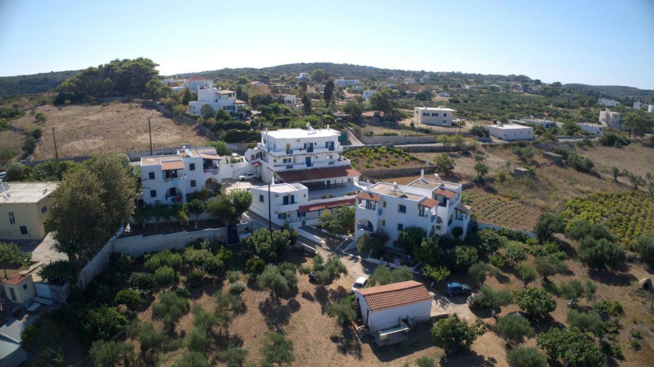 Theofilos Appartements Livádi Kithíron Kültér fotó